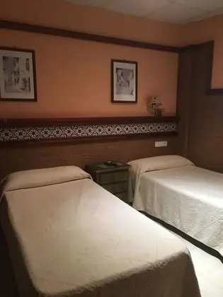 Tek Büyük veya İki Ayrı Yataklı Oda