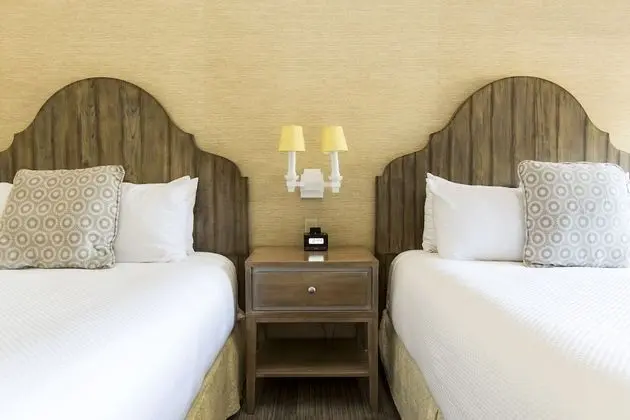 Standard Oda, 2 Büyük (Queen) Boy Yatak