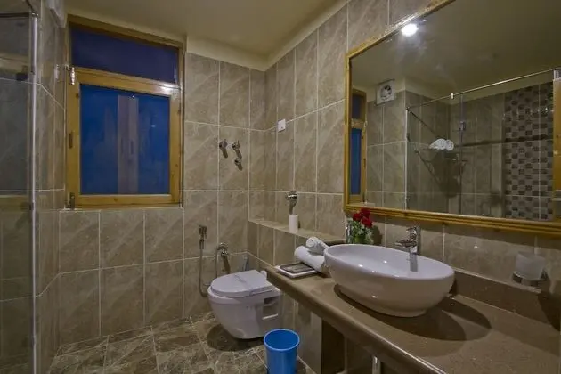 Basic Kır Evi, 1 En Büyük (King) Boy Yatak, Bahçe Manzaralı