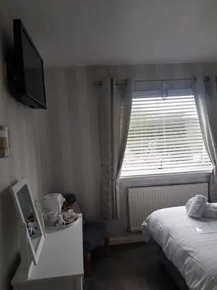 Tek Büyük Yataklı Oda, Banyolu/Duşlu (Bedroom 1)
