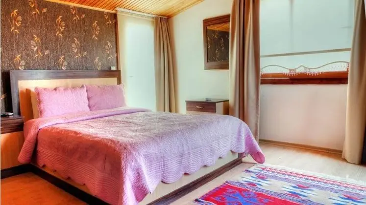  Standart Çift Kişilik veya İki Yataklı Oda