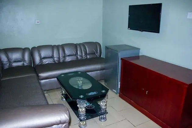 Folade Suite