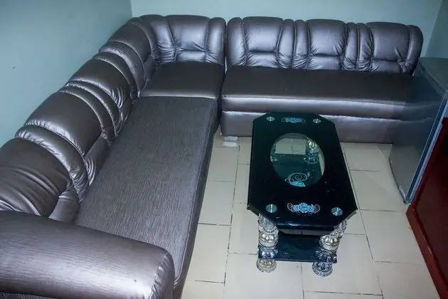 Folade Suite