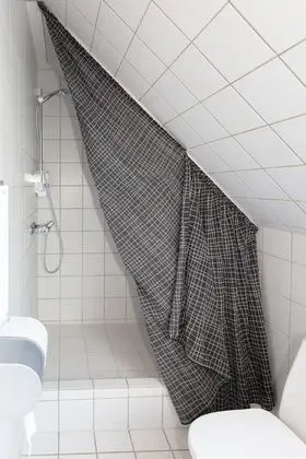 Tek Büyük Yataklı Oda, Ortak Banyo (Skråvej 6)