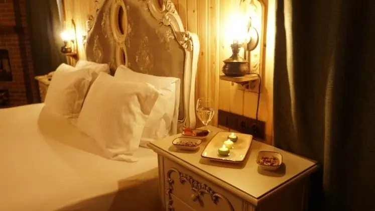 King Suite, Orman Manzaralı, Şömineli ve Jakuzili