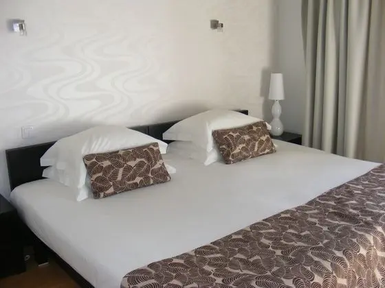 Standard Tek Büyük Yataklı Oda, Nehir Manzaralı