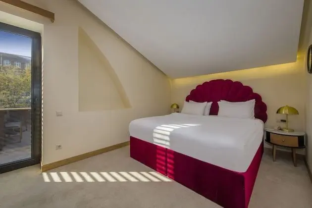 Deluxe Tek Büyük veya İki Ayrı Yataklı Oda