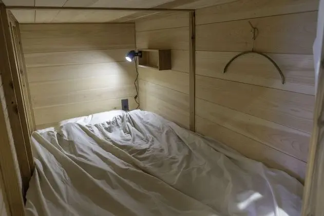 Ortak Ranzalı Oda (Single Bed in Mixed Dormitory Room)