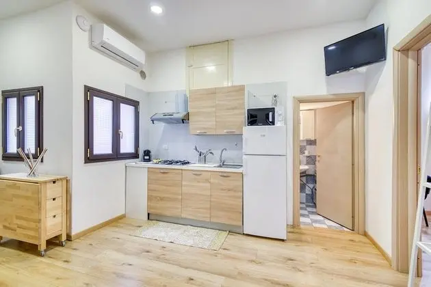 Standard Apart Daire, Birden Çok Yatak (Folklore House in Historical Catania)