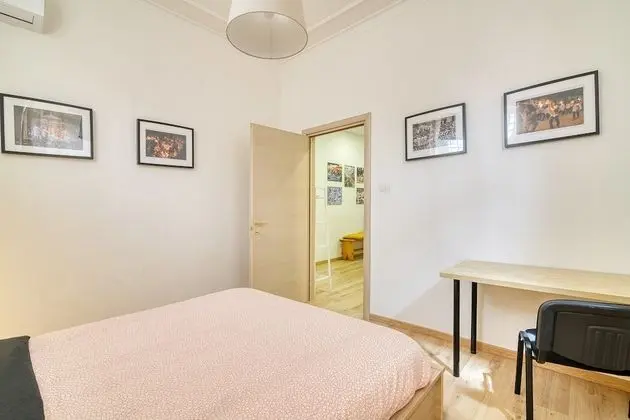 Standard Apart Daire, Birden Çok Yatak (Folklore House in Historical Catania)