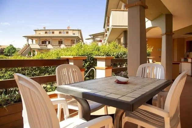 Comfort Apart Daire, 2 Yatak Odası, Teras, Havuz Manzaralı (For 4 people)