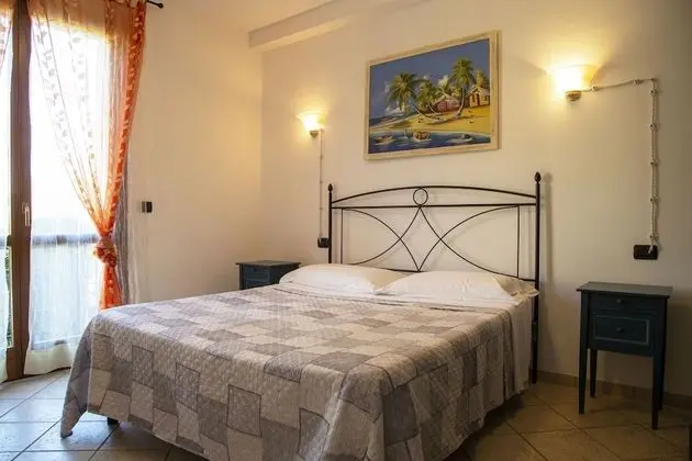 Comfort Apart Daire, 2 Yatak Odası, Teras, Havuz Manzaralı (For 4 people)