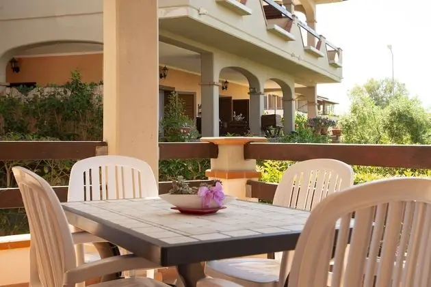 Comfort Apart Daire, 2 Yatak Odası, Teras, Havuz Manzaralı (For 4 people)