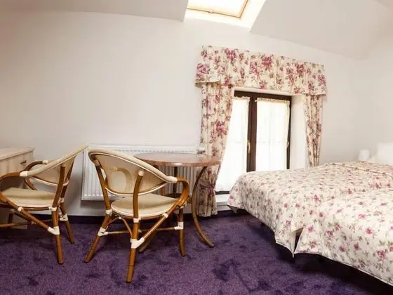 Tek Büyük veya İki Ayrı Yataklı Oda