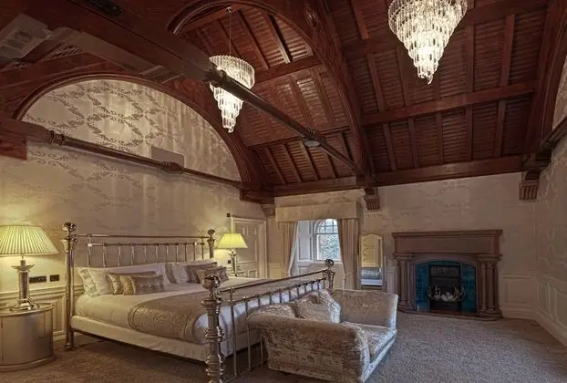 Çatı Katı Süiti (Penthouse) (Castle)
