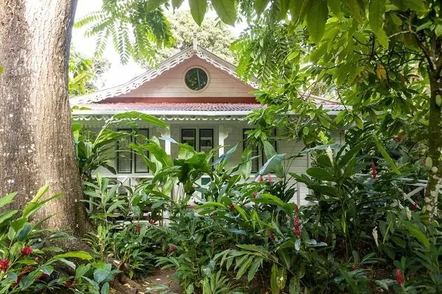 One Bedroom Cottage w/ AC