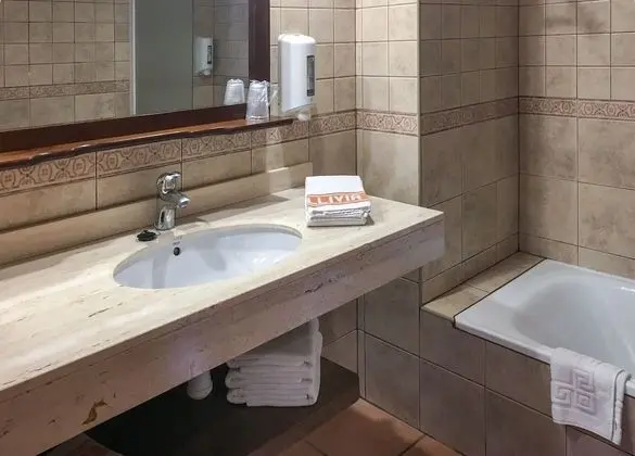 Comfort Tek Büyük veya İki Ayrı Yataklı Oda (Interior)