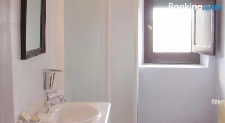 Tek Büyük Yataklı Oda, 1 Çift Kişilik Yatak (2)