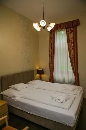 Economy Tek Büyük Yataklı Oda