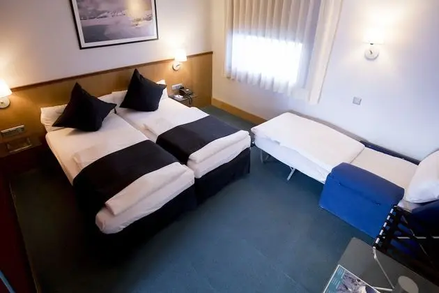 Üç Kişilik Oda (2 adults and 1 child)