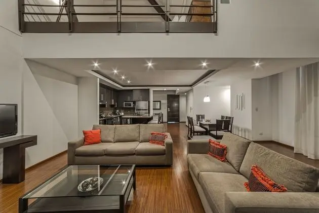 Çatı Katı (Loft), Mutfak, Şehir Manzaralı