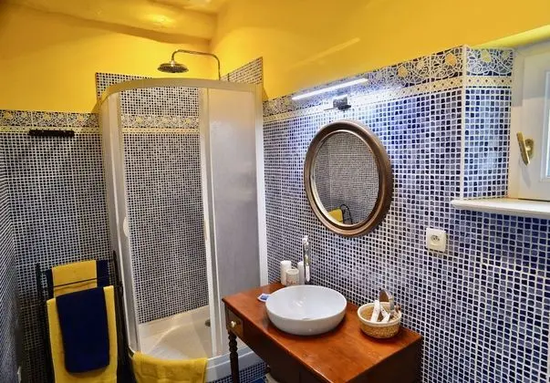 Comfort Tek Büyük veya İki Ayrı Yataklı Oda, Özel Banyo