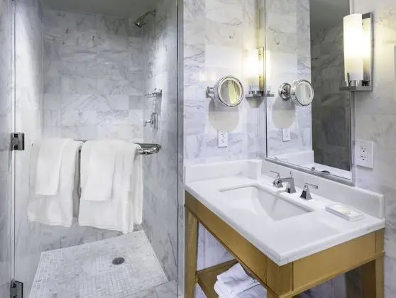 Deluxe Oda, 1 En Büyük (King) Boy Yatak, Balkon