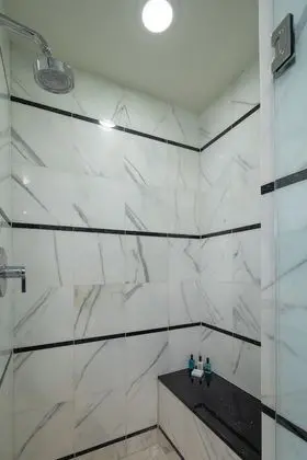 Junior Süit, 1 En Büyük (King) Boy Yatak ve Çekyat, Balkon, Havuz Manzaralı
