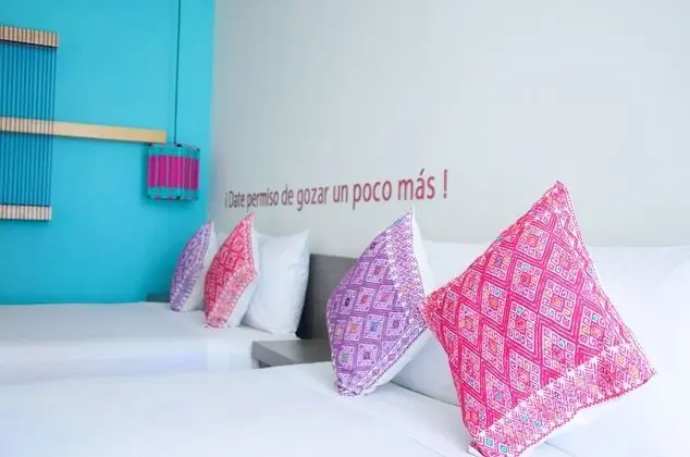 Deluxe Doble Vista Parcial al Mar