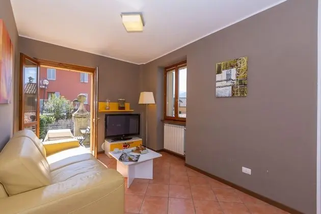 Family Apart Daire, 1 Çift Kişilik Yatak ve Çekyat (Fontana Del Lago Apt. 15)