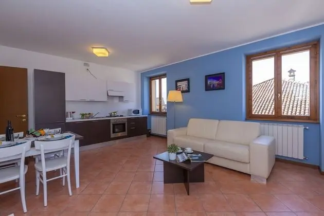 Family Apart Daire, 1 Çift Kişilik Yatak ve Çekyat (Fontana Del Lago Apt. 16)