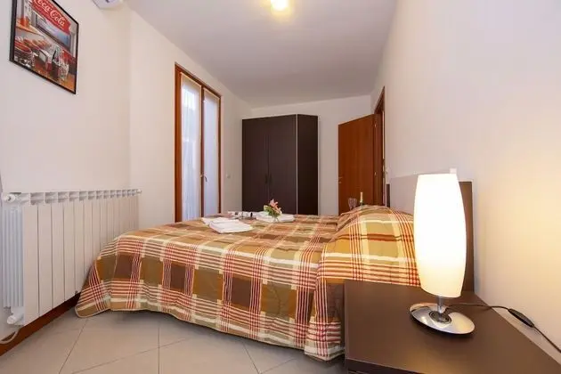 Family Apart Daire, 1 Çift Kişilik Yatak ve Çekyat (Fontana Del Lago Apt. 2)