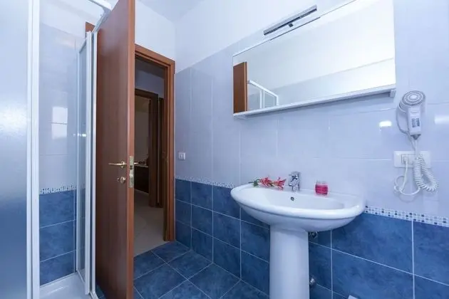 Family Apart Daire, Birden Çok Yatak (Fontana Del Lago Apt. 3)