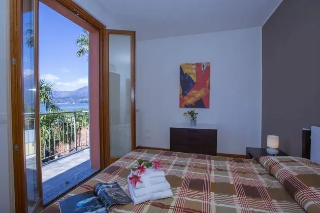 Family Apart Daire, Birden Çok Yatak (Fontana Del Lago Apt. 5)