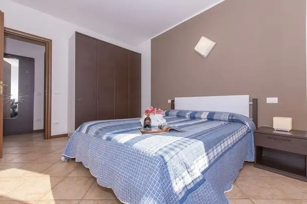 Family Apart Daire, 1 Çift Kişilik Yatak ve Çekyat, Dağ Yamacı (Fontana Del Lago Apt. 6)