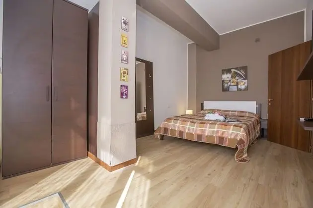 Family Apart Daire, 1 Çift Kişilik Yatak ve Çekyat, Dağ Yamacı (Fontana Del Lago Apt. 7)