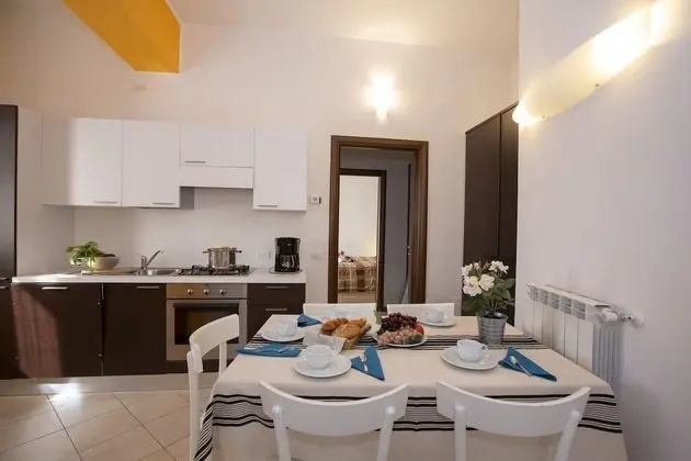 Family Apart Daire, 1 Çift Kişilik Yatak ve Çekyat, Dağ Yamacı (Fontana Del Lago Apt. 7)