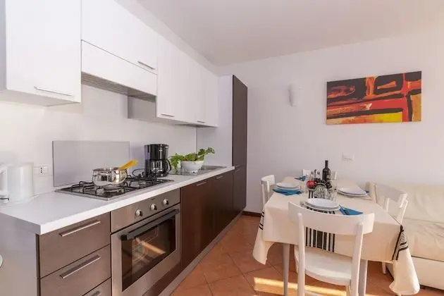 Family Apart Daire, 1 Çift Kişilik Yatak ve Çekyat, Dağ Yamacı (Fontana Del Lago Apt. 9)