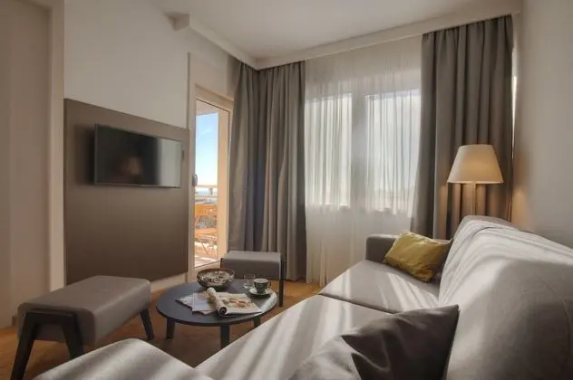 Deluxe Oda, Şehir Manzaralı
