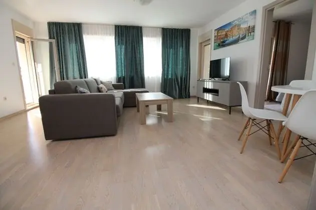 Luxury Apart Daire, 2 Yatak Odası, Deniz Manzaralı