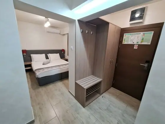 Tek Büyük veya İki Ayrı Yataklı Oda