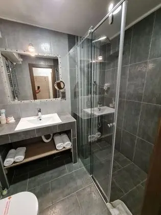 Tek Büyük veya İki Ayrı Yataklı Oda