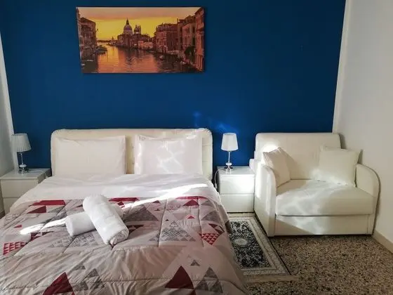 Royal Tek Büyük Yataklı Oda, 1 En Büyük (King) Boy Yatak, Ortak Banyo