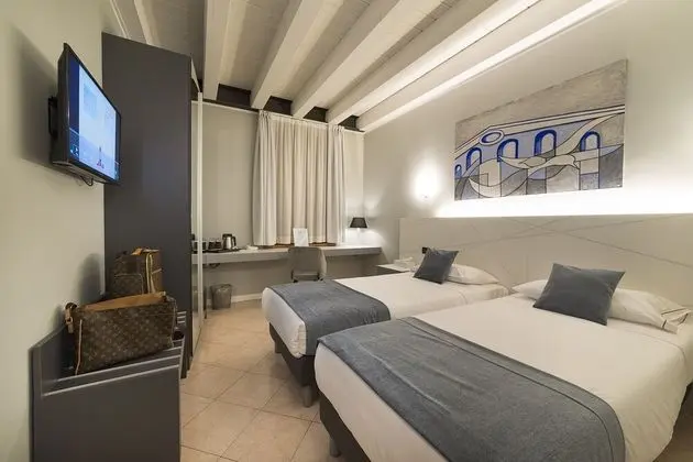 Comfort Tek Büyük Yataklı Oda, 2 Tek Kişilik Yatak