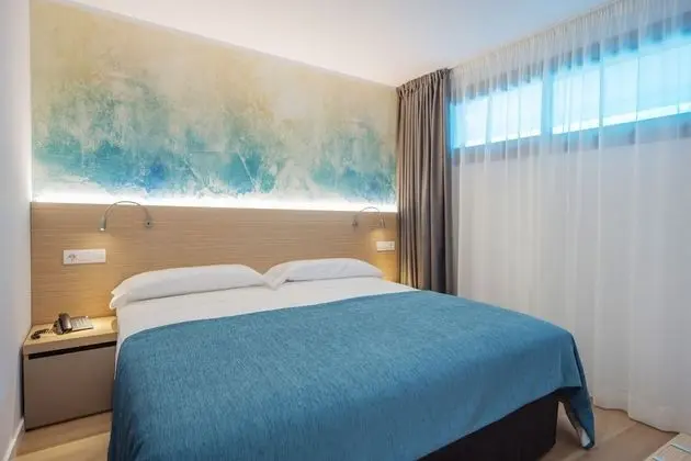 Deluxe Çatı Katı Süiti (Penthouse), 2 Yatak Odası, Kişiye Özel Havuzlu, Deniz Manzaralı