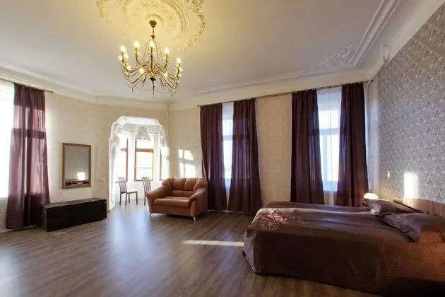 Junior Süit, Şömine