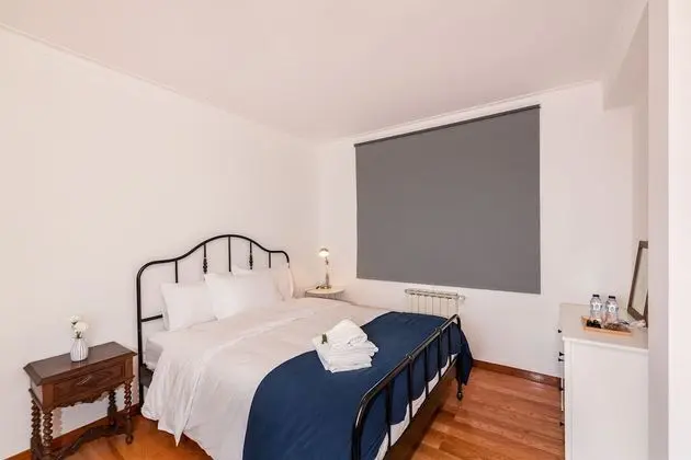 Comfort Tek Büyük Yataklı Oda, Ortak Banyo (01)