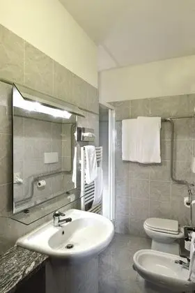 Classic Üç Kişilik Oda