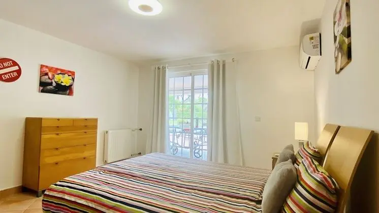 Villa, 6 Yatak Odası, Kişiye Özel Havuzlu, Havuz Manzaralı