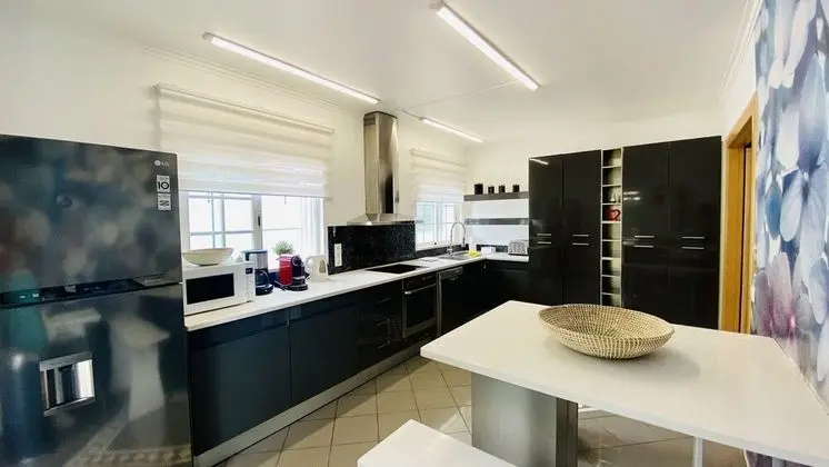 Villa, 6 Yatak Odası, Kişiye Özel Havuzlu, Havuz Manzaralı